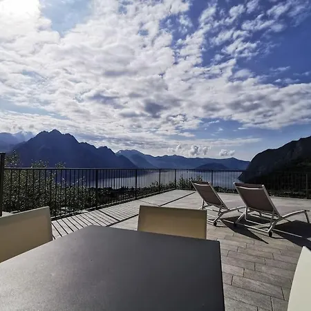 La Grande Terrazza Apartment Solto Collina Exterior photo
